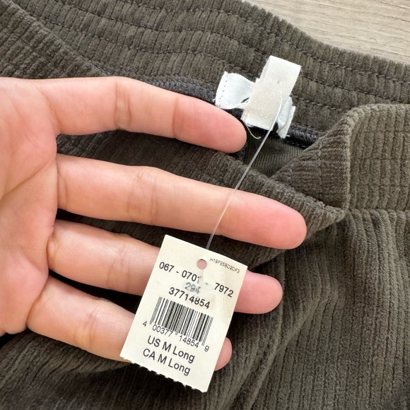 NWT aerie pants extra long - Picture 2 of 2